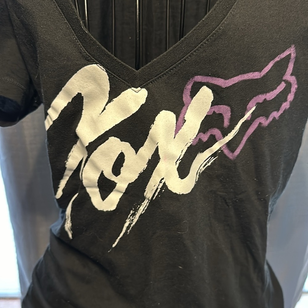 Women fox racing v neck t-shirt​​ - Picture 3 of 6